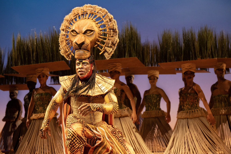 David D'Lancy Wilson as Mufasa in the Toronto Production of THE LION KING. Photo Credit: Matthew Murphy ©Disney